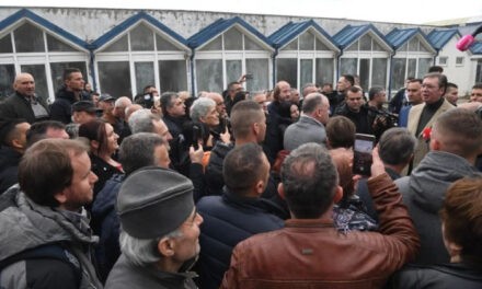 Kétezer embert kellett biztosítaniuk a haladóknak Vučić szombati vranjei látogatására