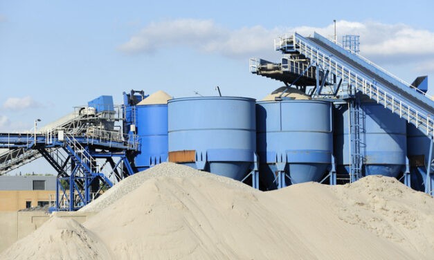 Tízmillió euróval támogatja az állam egy privát cementgyár építését