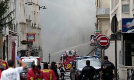 Robbanás történt Párizsban egy belvárosi épületben
