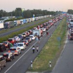 Indul a nyári csúcsforgalom a határokon