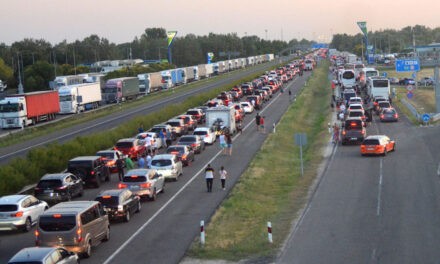 Európa-szerte bedugultak az autópályák július utolsó hétvégéjén