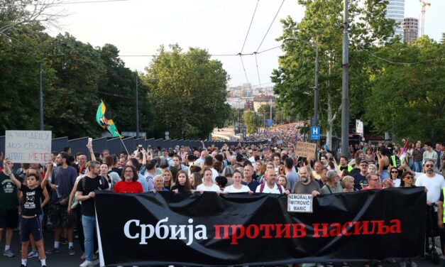 Nevet változtatna a Szerbia az erőszak ellen koalíció