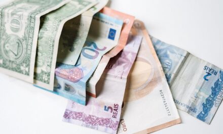 Év végéig 369 millió euró adósságot kell törlesztenie Szerbiának