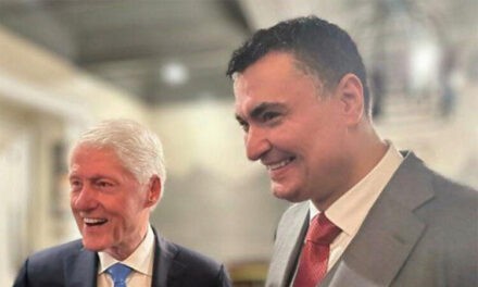 Bill Clintonnal találkozott a leváltott szerb miniszter