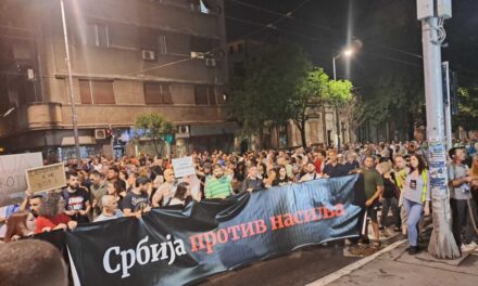 Megszakította az éhségsztrájkot az egyetemista, véget ért az erőszakellenes tüntetés Belgrádban