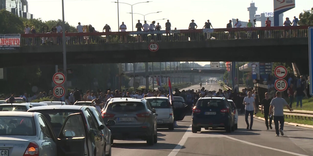Vesić: Az autópálya blokádja több mint négymillió euró kárt okozott az államkasszának