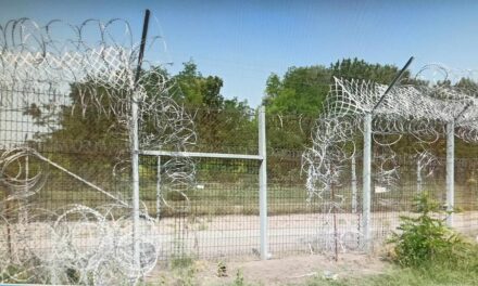 Miért lyukas a kerítés? Választ kaptunk a magyar Országos Rendőr-Főkapitányságtól