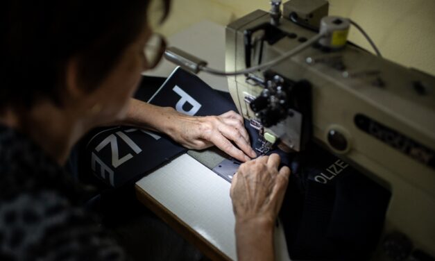 Az alkalmazottat csupán a gépek kiegészítőjeként kezelik