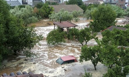 Már negyedik napja vannak az árvíz fogságában a szerbiai turisták