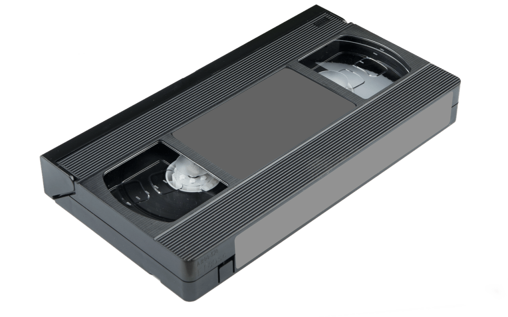Több ezer fontért kelnek el a régi VHS kazetták