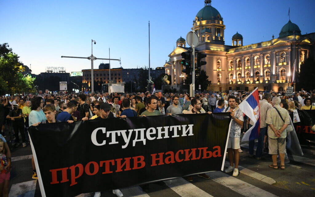 Ćuta: Az ellenzék a jövő héttől akadályozza meg a parlament munkáját