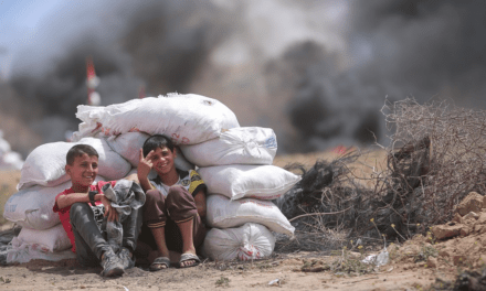 Két humanitárius útvonal megnyitását engedélyezték a Gázai övezetbe