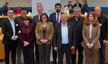 A szerbiai ellenzék német kormánypártokkal találkozott a Bundestagban