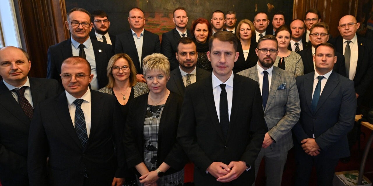 Hamarosan Zentán tart tisztújító közgyűlést a Vajdasági Magyar Szövetség