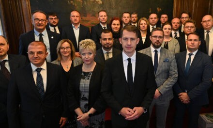 Hamarosan Zentán tart tisztújító közgyűlést a Vajdasági Magyar Szövetség