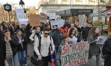 Pénteken 24 órás lesz a tiltakozás Belgrádban