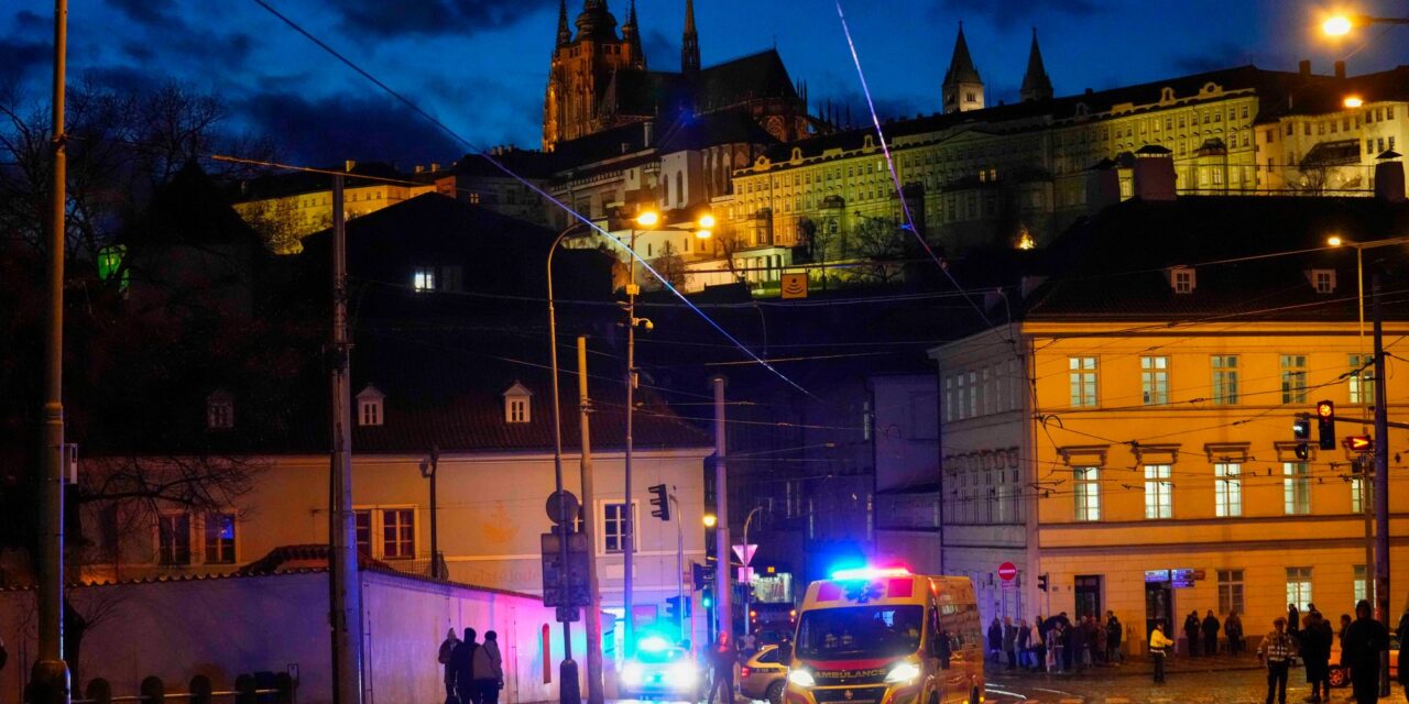 Lövöldözés volt a prágai Károly Egyetemen, legalább tízen meghaltak