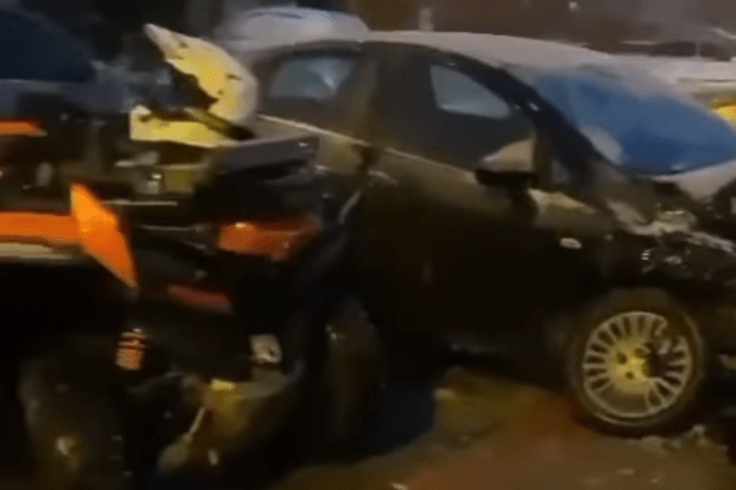Kvad és autó ütközött, megsérült egy kamaszfiú Kátyon (Videó)