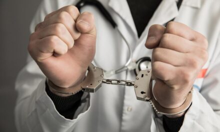 Letartóztattak egy mitrovicai orvost