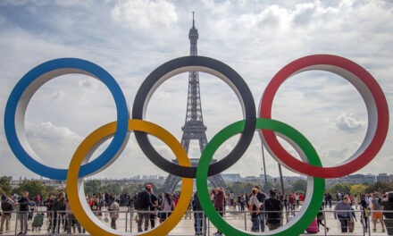 Párizs 2024: Százévesen viheti az olimpiai fáklyát