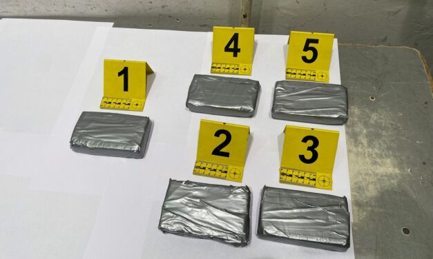 Több mint másfél kilogramm heroint találtak a vámosok Horgoson (Fotók)