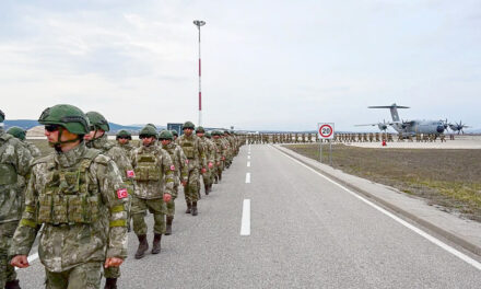 Új amerikai és török kontingens érkezett Koszovóba