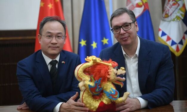 Vučić gratulált a holdújévhez és Koszovó miatt is panaszkodott a kínai elnöknek írt levelében
