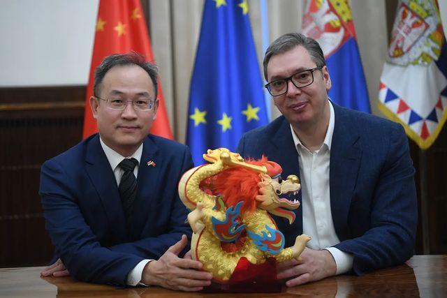 Vučić gratulált a holdújévhez és Koszovó miatt is panaszkodott a kínai elnöknek írt levelében