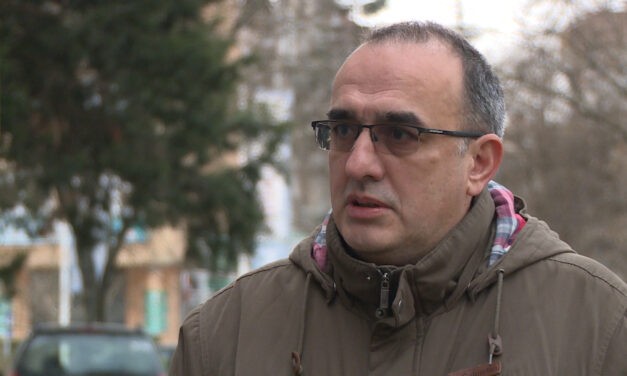 Gruhonjić: A karon leállt a tanítás, de a rendőrség szerint nem történt sem szabálysértés, sem bűncselekmény