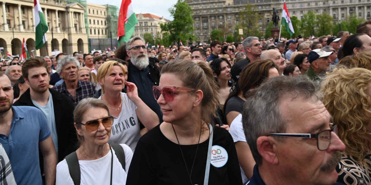 Magyar kormánypártok: Magyar Péter a dollárbaloldal új politikusa