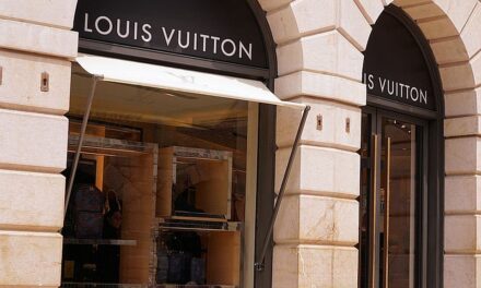 Vučić: A Louis Vuittonnal minden problémát megoldunk