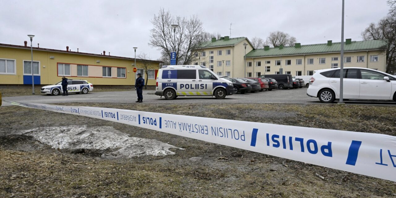 Lövöldözés volt Finnországban egy általános iskolában (Fotók)