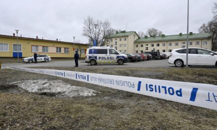 Lövöldözés volt Finnországban egy általános iskolában (Fotók)
