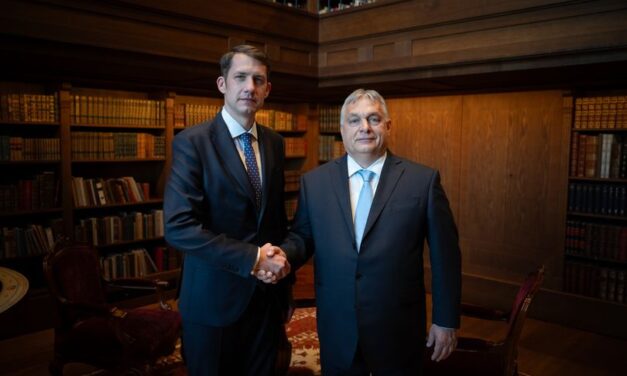 A választásokról egyeztetett Budapesten Orbán és Pásztor