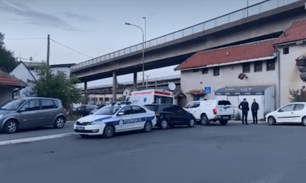 Súlyos vasúti baleset történt Belgrádban: Tehervonattal ütközött egy személyvonat