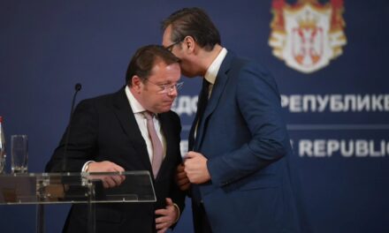 Vučić: Egyetlen ország sem lesz az EU-tagja Ukrajna előtt
