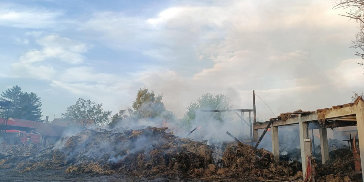 Villámcsapás okozott hatalmas tüzet Csantavéren