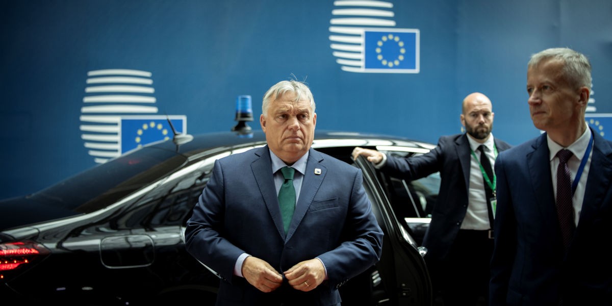 Orbán Viktor átvette a soros EU-elnökséget