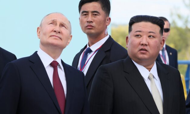 Putyin Észak-Koreába látogat