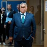 Orbán nem kilépni akar az EU-ból
