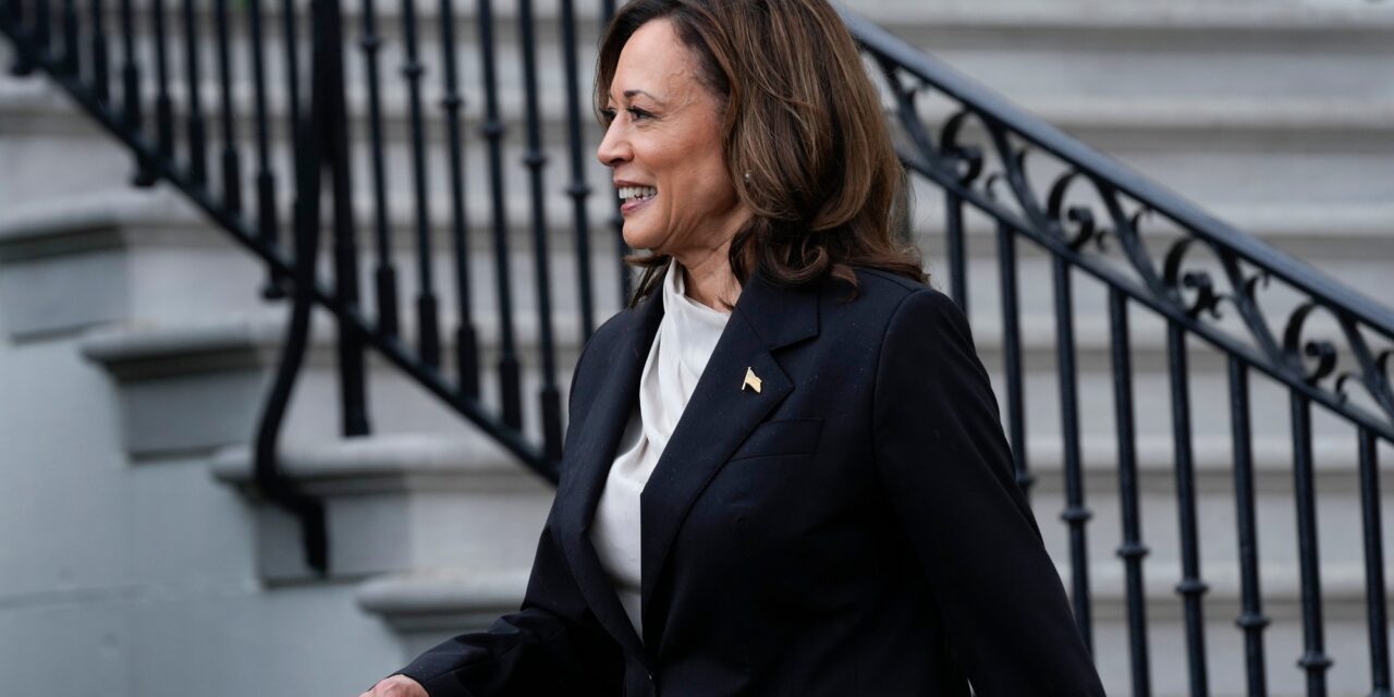 Kamala Harris szerint ki lehet jelenteni, hogy Trump fasiszta