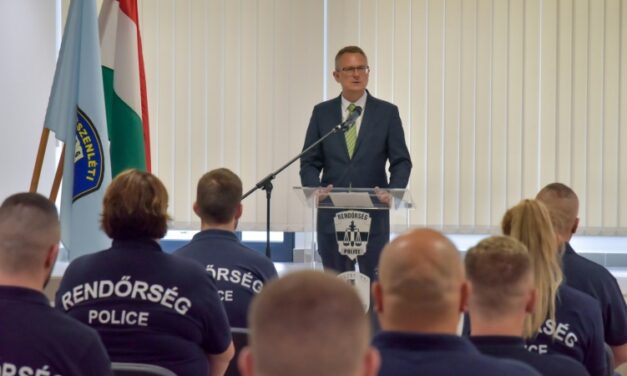 Újabb magyar rendőrségi kontingens Szerbiában