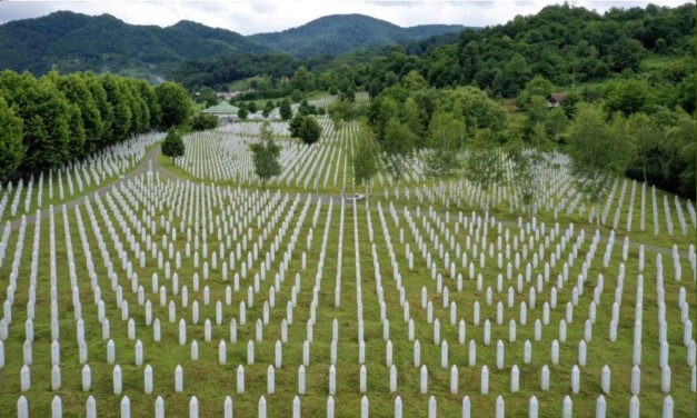 Emlékezzünk Srebrenicára!