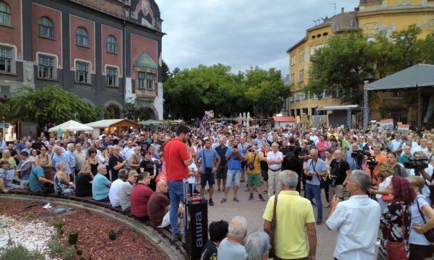 Így tüntetett Szabadka a lítiumbányászat ellen