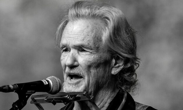 Meghalt Kris Kristofferson ismert countryénekes