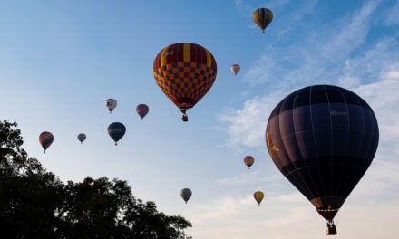 Hőlégballonozást és tiszai hajókázást is lehet nyerni