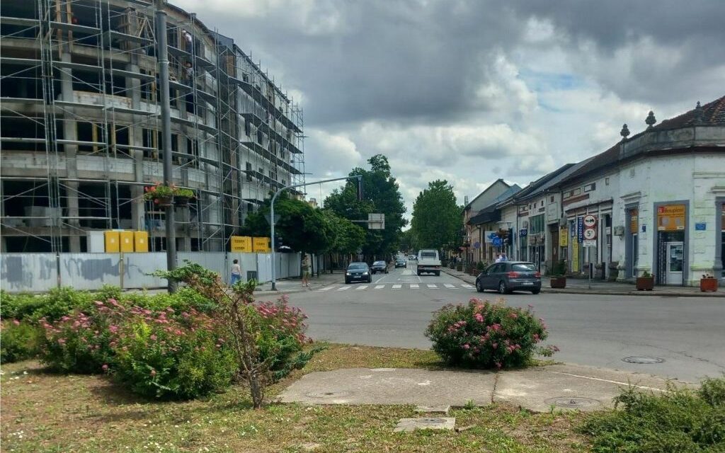 Tizenegy millióval többe kerül, és jövő tavaszra lesz kész a topolyai szálloda felújítása