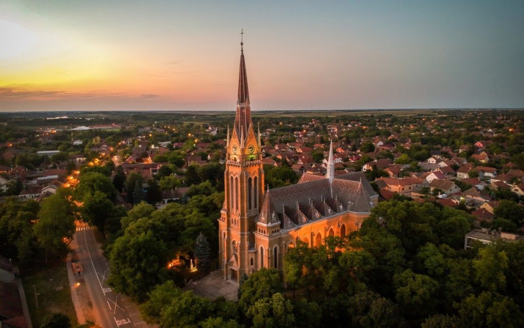 Legyen élőben követhető a topolyai községi képviselő-testület gyűlése!