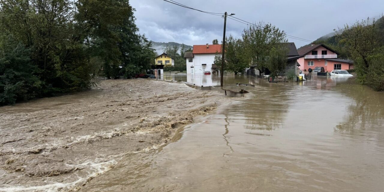 A boszniai áradásoknak már legkevesebb tizenöt halottja van