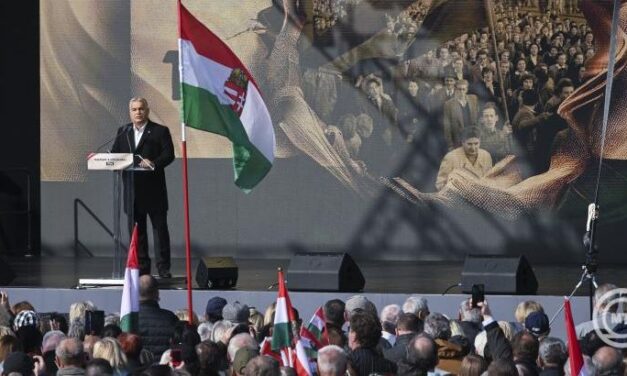 Orbán Viktor: Brüsszeli bábkormányt akarnak Magyarország nyakába ültetni